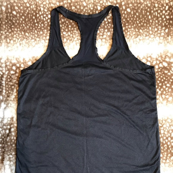 Women’s Xersion Workout Tank - Picture 3 of 4
